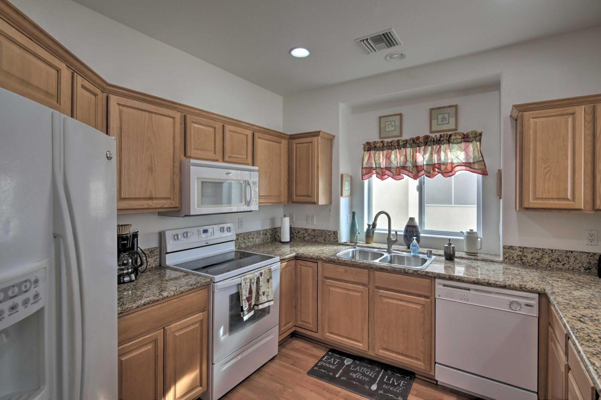 Desert Condo With Pool About 3 Miles To Colorado River! Буллхед-Сити Экстерьер фото