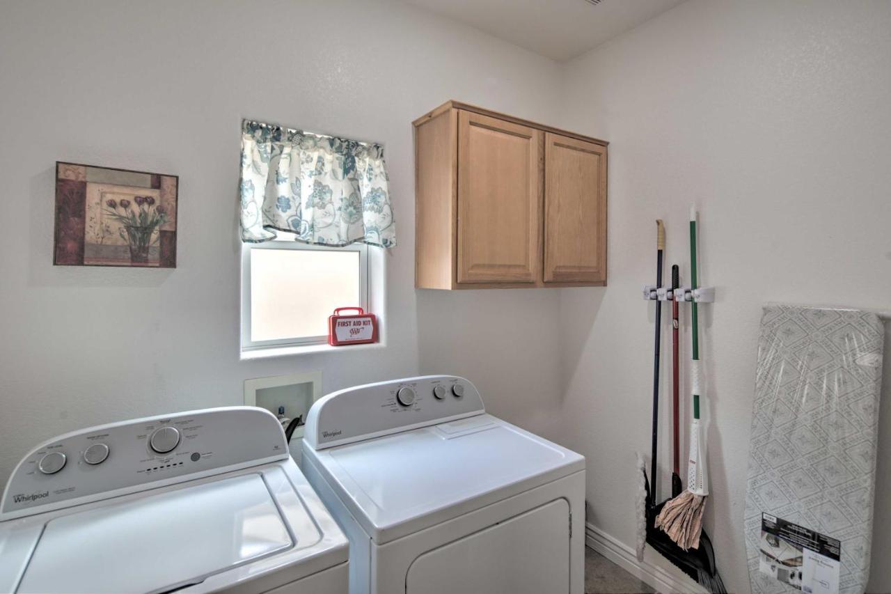Desert Condo With Pool About 3 Miles To Colorado River! Буллхед-Сити Экстерьер фото